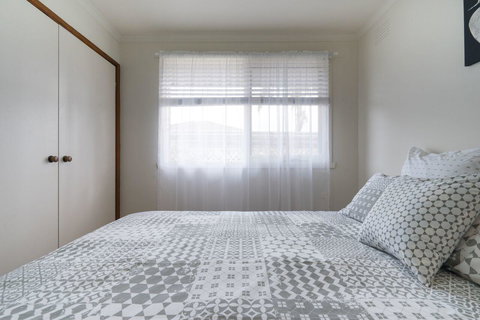 Uptown Frankston - eAccommodation 7