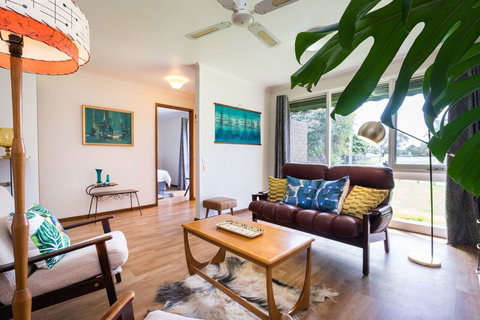 Uptown Frankston - eAccommodation 0