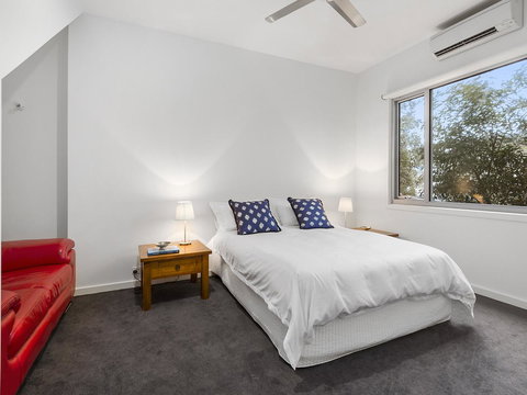 Aireys Ocean View - eAccommodation 8