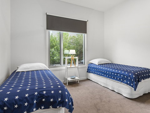 Aireys Ocean View - eAccommodation 12