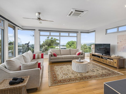 Aireys Ocean View - eAccommodation 0