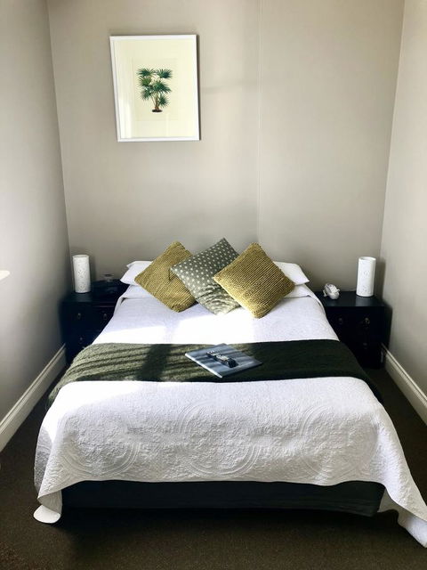 Athelstane House - eAccommodation 6