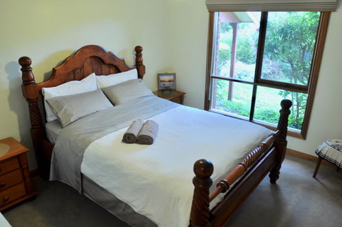Crimea Retreat - eAccommodation 8
