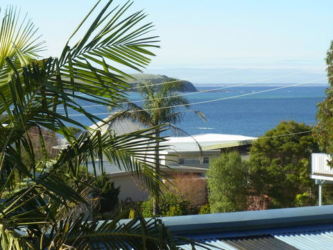 Black Dolphin Beach Penthouse - eAccommodation 7