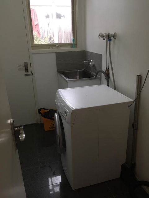 Doncaster Westfield Home Stay - eAccommodation 18