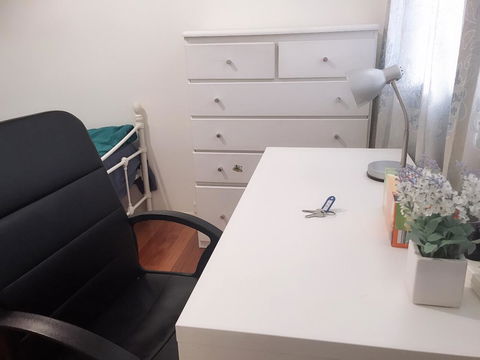 Doncaster Westfield Home Stay - eAccommodation 36