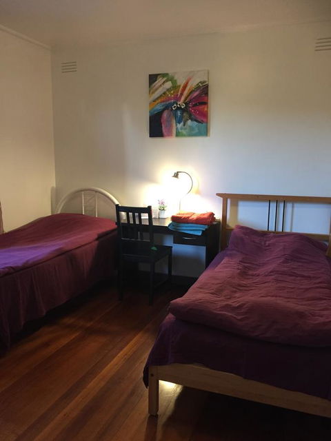 Doncaster Westfield Home Stay - eAccommodation 37