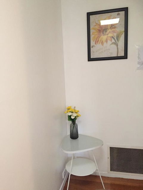 Doncaster Westfield Home Stay - eAccommodation 35