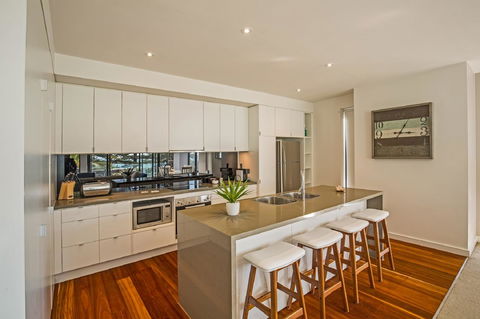 C-Scape Esplanade Cowes - eAccommodation 2