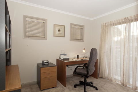 Ringwood Royale - eAccommodation 1