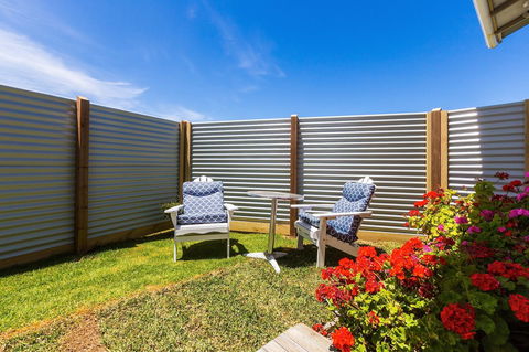 Cottages For Couples - eAccommodation 6