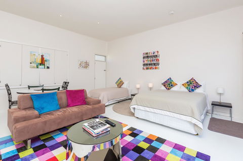 Cottages For Couples - eAccommodation 10