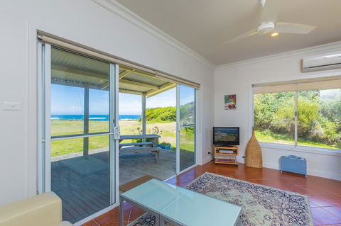 Cottages For Couples - eAccommodation 24