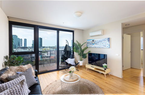 Water Views, Lovely 2BRs, Free Tram Zone, Close To Everything! - eAccommodation 4