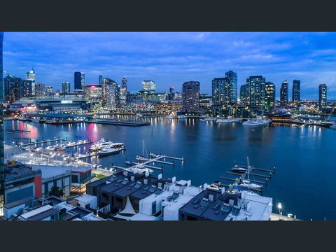 Water Views, Lovely 2BRs, Free Tram Zone, Close To Everything! - eAccommodation 19