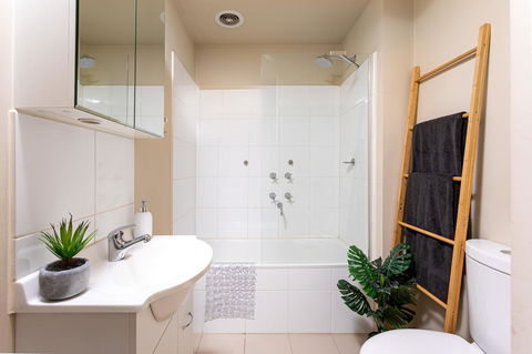 Water Views, Lovely 2BRs, Free Tram Zone, Close To Everything! - eAccommodation 13