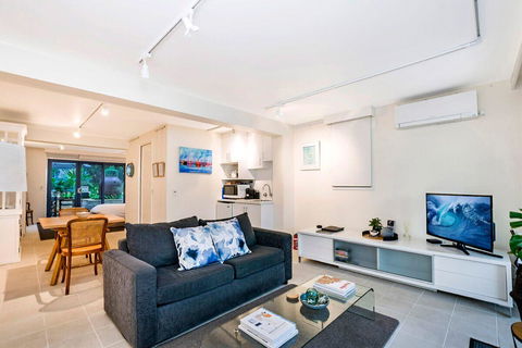 The Waterfront Apartment - eAccommodation 7
