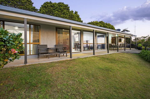 The Bird House - eAccommodation 3