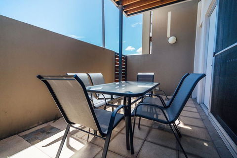 The Cove @ New Port-Pool - Spa - Sauna - Gym & More - eAccommodation 3