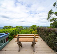 The Hillside House - eAccommodation