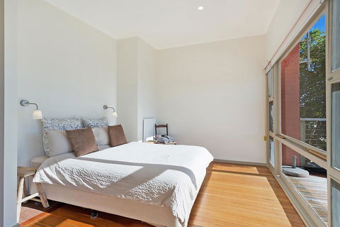 The Love Shack - eAccommodation 3