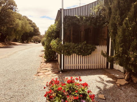 The Olde Devonshire House - eAccommodation 0