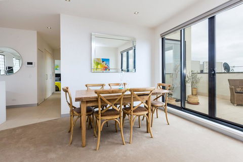 THE PENTHOUSE - MORNINGTON - eAccommodation 2