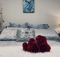 The private  green and cozy home in Caulfield - eAccommodation
