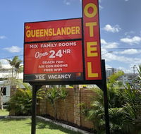 THE QUEENSLANDER MOTEL - eAccommodation