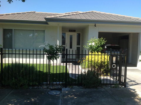 The Villa Kyabram - eAccommodation 0