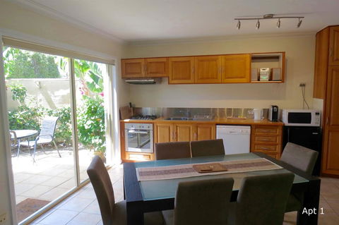 The Wave Oasis SC B&B - eAccommodation 1