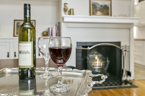 Toria Views - eAccommodation 3