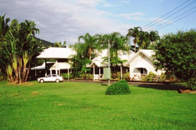 Cardstone QLD eAccommodation