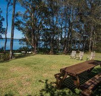 Tuppy's on the Lake - eAccommodation