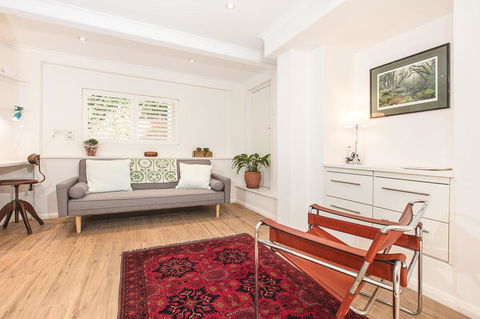 Vibrant Oversized Studio In Leafy Balgowlah - eAccommodation 0