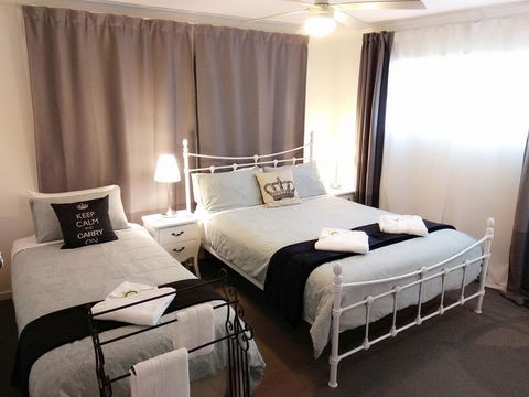 Victoria At Redcliffe Bed & Breakfast - eAccommodation 0
