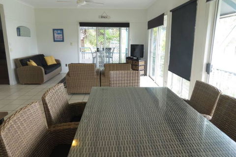 Villa 31 At Tangalooma Resort - eAccommodation 3