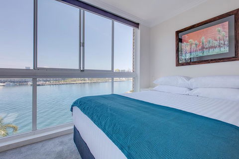 Wake Up To Sydney Harbour - eAccommodation 1