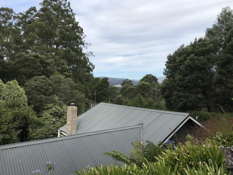 Warby Weekender - eAccommodation 2