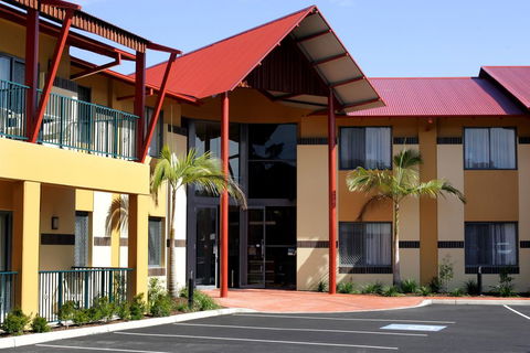 Warners At The Bay - eAccommodation 0