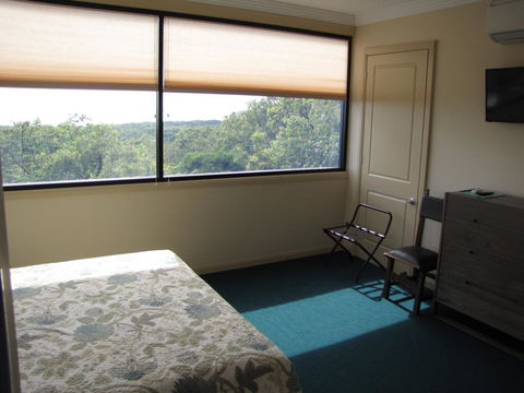 Warrawong Lodge - eAccommodation 2
