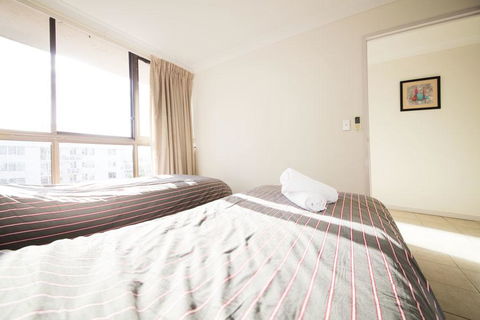 Warringa Surf Holiday Apartments - eAccommodation 2