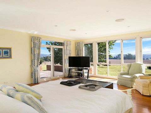 Warrington Park - Bendooley Hill - eAccommodation 3