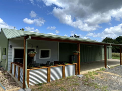 Waterfall Unit Farm Stay - eAccommodation 0