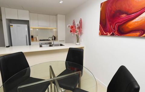 WATERFRONT DARWIN TROPICAL DELIGHT - eAccommodation 2