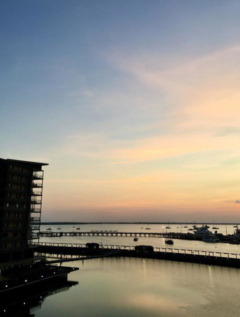 WATERFRONT DARWIN TROPICAL DELIGHT - eAccommodation 3