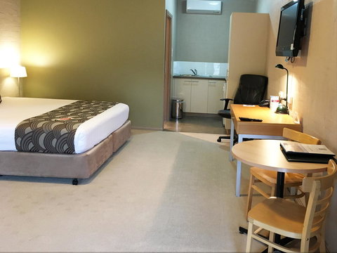 Blazing Stump Motel & Suites - eAccommodation 41