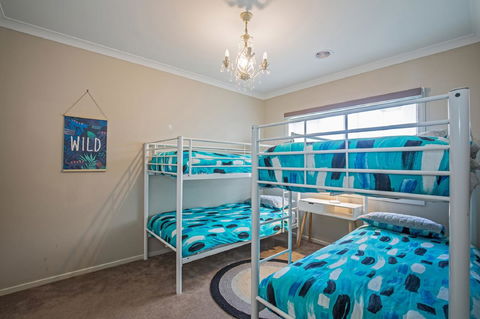 Nautical Rise Torquay - eAccommodation 17