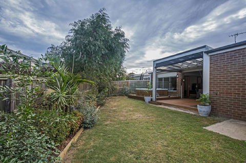 Nautical Rise Torquay - eAccommodation 24
