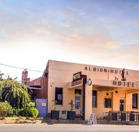 Albion Hotel and Motel Castlemaine - eAccommodation
